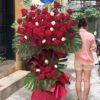 Kệ hoa khai trương đỏ ecudo