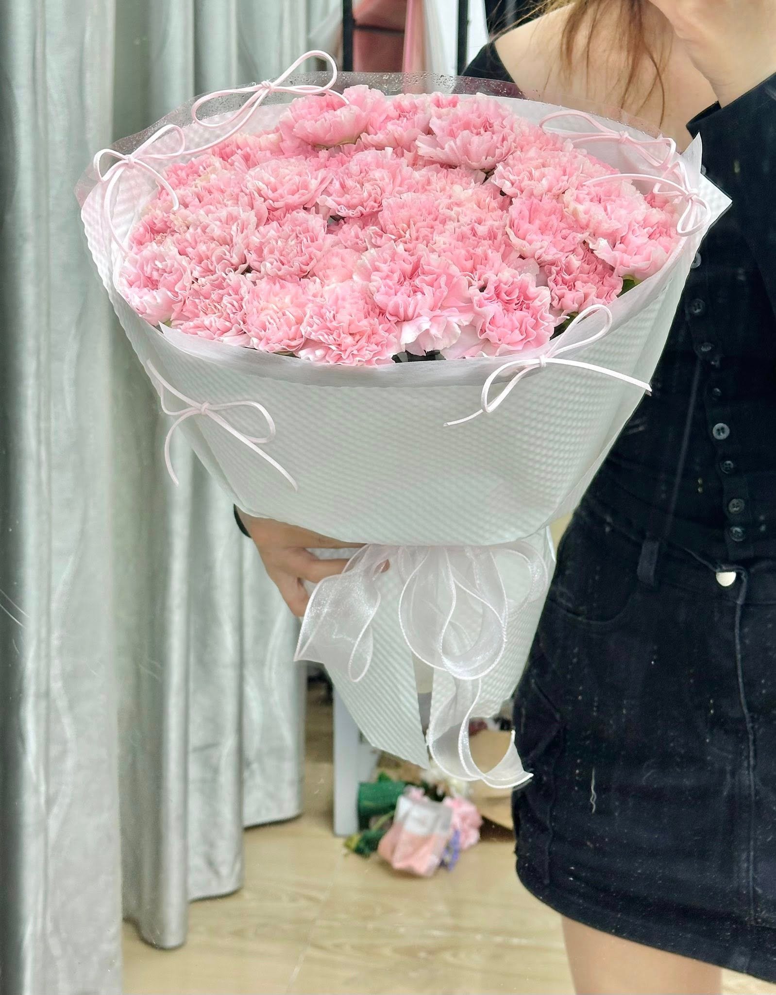 600322933_1903093036942982_48501630236415614_n Hoa Phăng Hồng Size Nhỏ - Anh 1 - Tiem Hoa Luvina