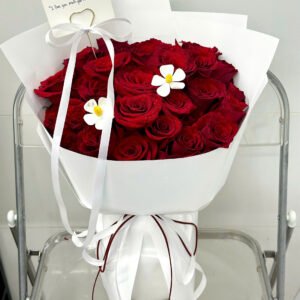 Đỏ Ecuador Xinh - Anh 1 - Tiem Hoa Luvina