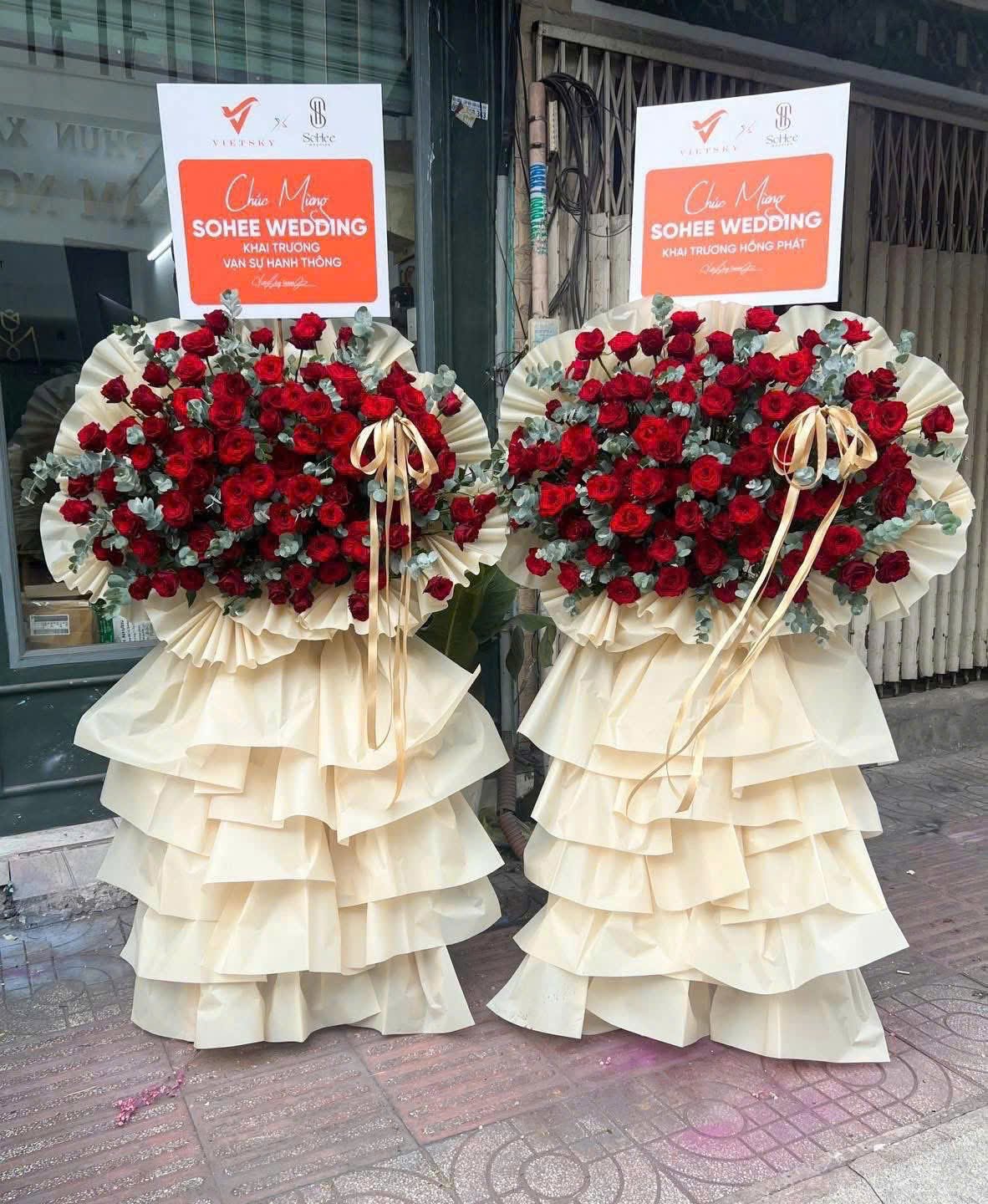 z7652460032943_f8499632e0b7fe34223dc96ec5b6a19d Các kệ hoa khai trương - hoa giỏ - Anh 15 - Tiem Hoa Luvina