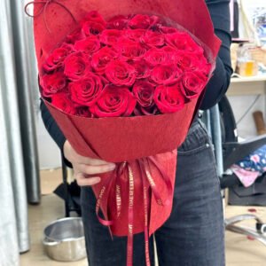Đỏ Ecuador Size Vừa Giấy Xịn - Anh 2 - Tiem Hoa Luvina