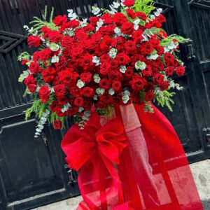 Kệ hoa khai trương tone đỏ - Anh 2 - Tiem Hoa Luvina
