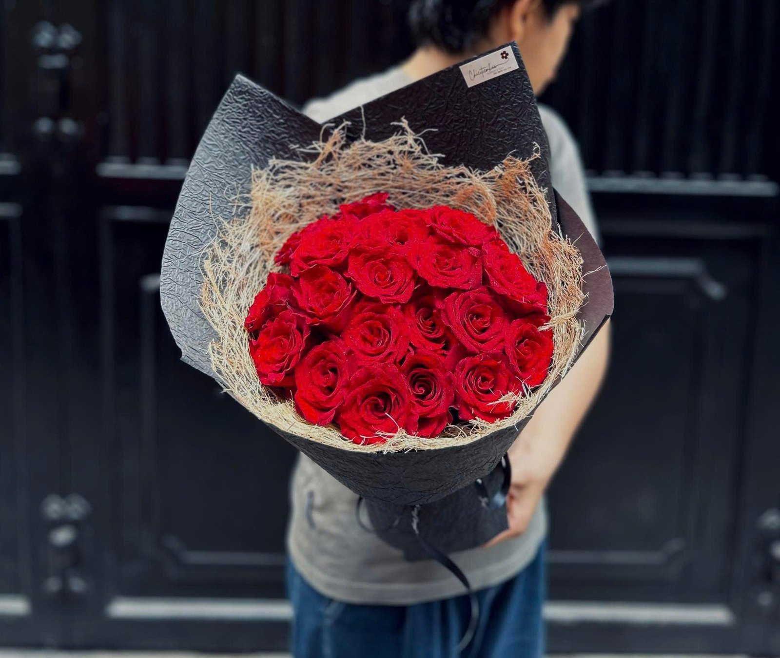 z7720208578757_ede909038732deac0fba1cbc41d813da Đỏ Ecuador Giấy Xịn - Tiem Hoa Luvina