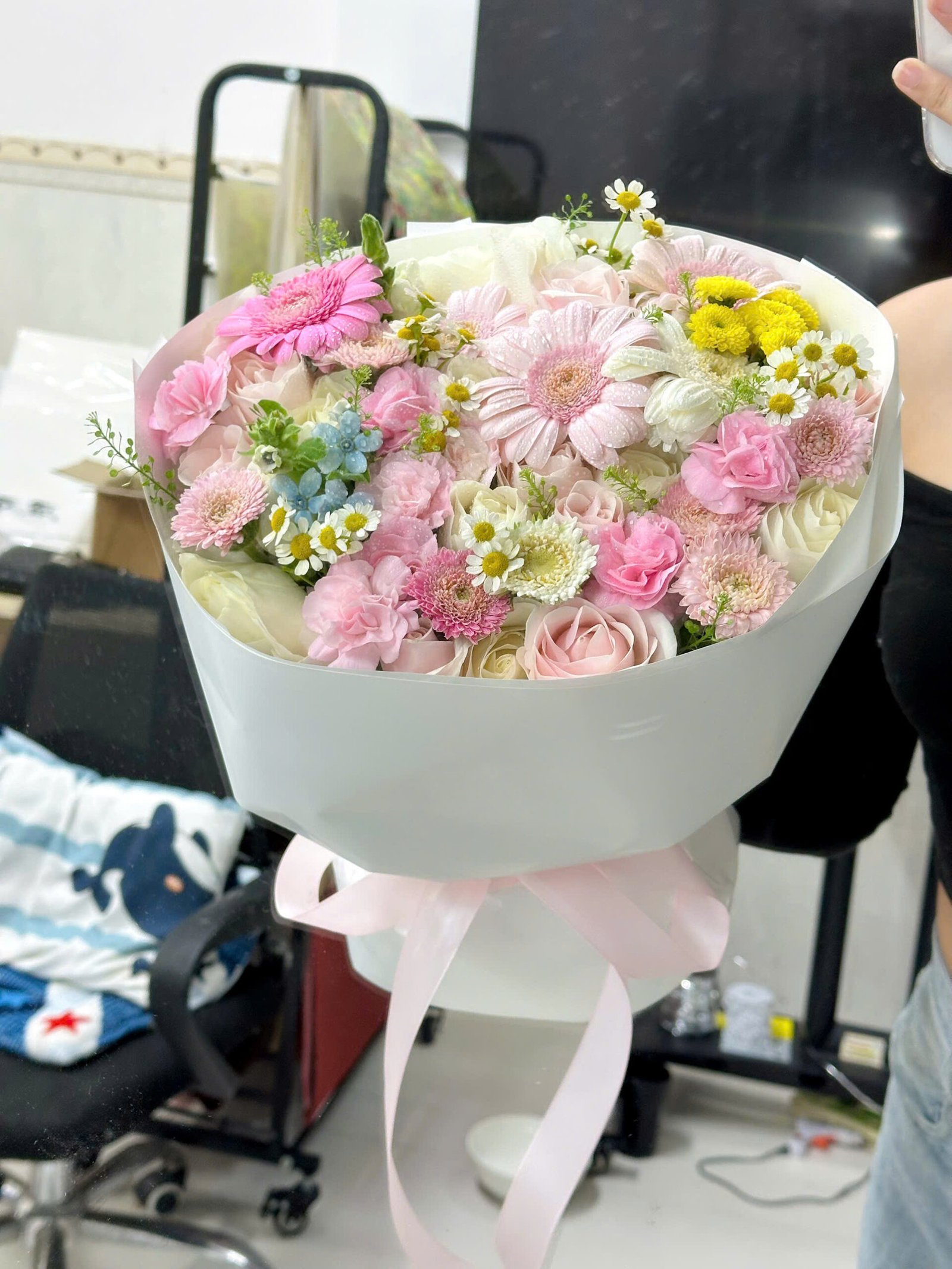 z7730716927445_0a7dea9258b919c82cfef9a7c161d202 Tone Mix Theo Ngày Mẫu 5 - Anh 3 - Tiem Hoa Luvina