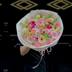 Tone Mix Nhiều Hoa Hồng Bánh Bèo - Anh 1 - Tiem Hoa Luvina