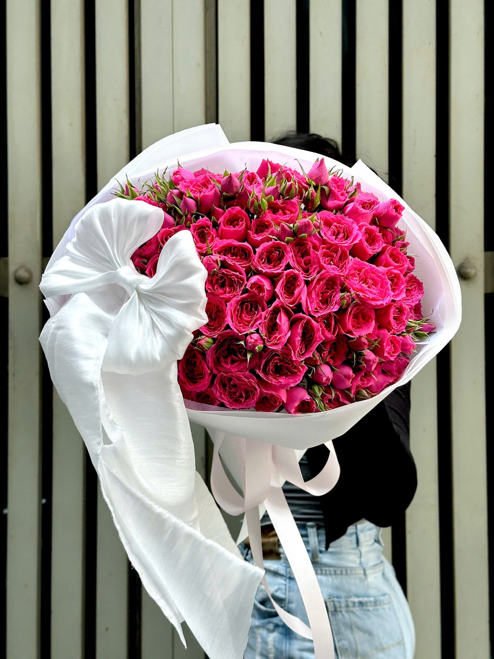 z7865309267892_b658d5d003b6e579167a26a745f85d8e Sophia Nhiều Hoa Nơ To - Anh 2 - Tiem Hoa Luvina