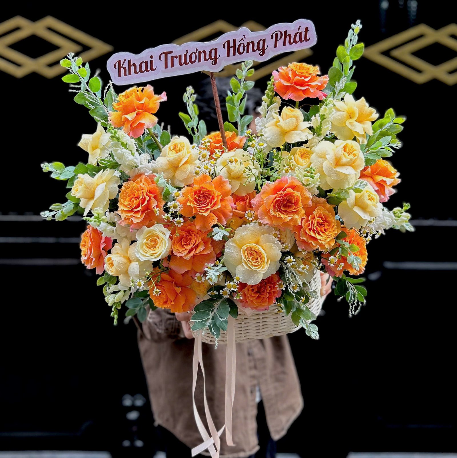 z7866937884060_1acedc9240755d39aa94d45dc3a792a3 Giỏ Hoa Sáng Nay Làm Theo Yêu Cầu - Tiem Hoa Luvina