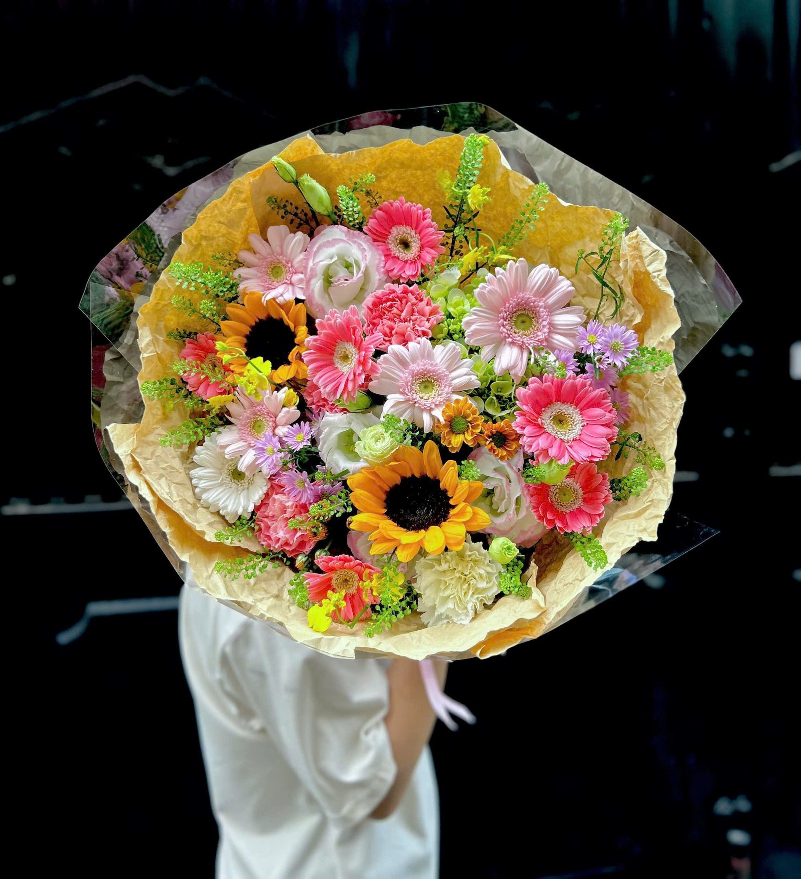z7870556089549_8255f98ade1b0a224d3f63e0979deb45 Tone Mix Nhiều Hoa Mẫu 4 - Anh 1 - Tiem Hoa Luvina