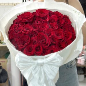 Đỏ Ecuador Nổi Bật Thu Hút - Anh 4 - Tiem Hoa Luvina
