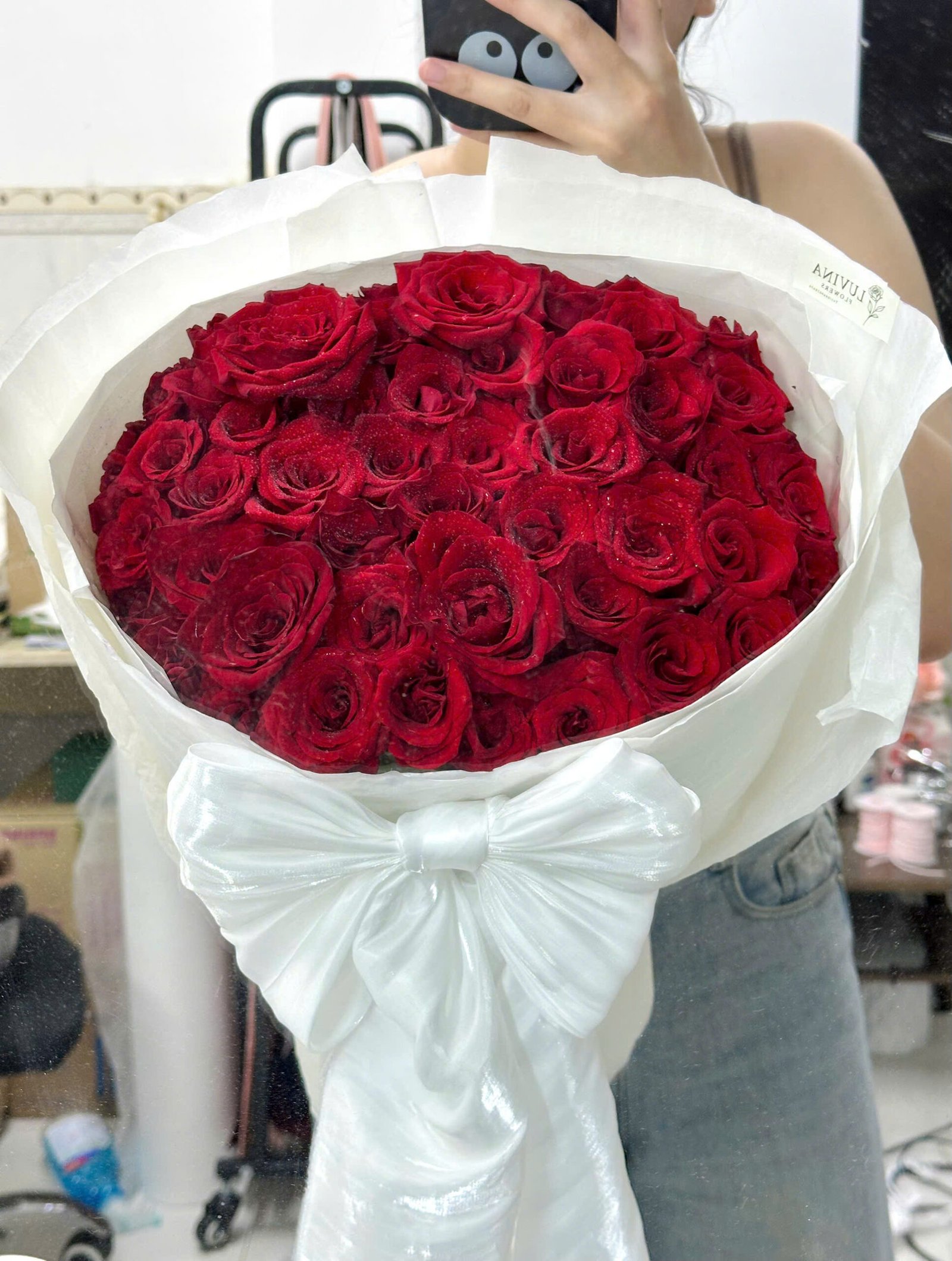 z7916776468797_60fb5bd6b7c97179199eba4a2394f4c7 Đỏ Ecuador Nổi Bật Thu Hút - Anh 4 - Tiem Hoa Luvina