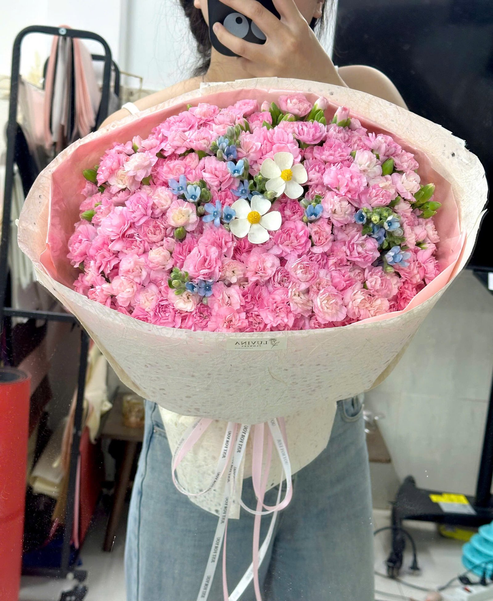z7920477308774_e9476f9a0897fd0fa38b8d66b246532d Phăng Hồng Chùm Mix Sao Xanh Nhiều Hoa Cực Xinh - Anh 2 - Tiem Hoa Luvina