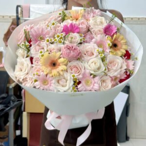 Hồng Mix Nhiều Hoa Đáng Yêu Và Nổi Bật - Anh 2 - Tiem Hoa Luvina