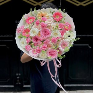 Hoa mix giấy xịn - Tiem Hoa Luvina