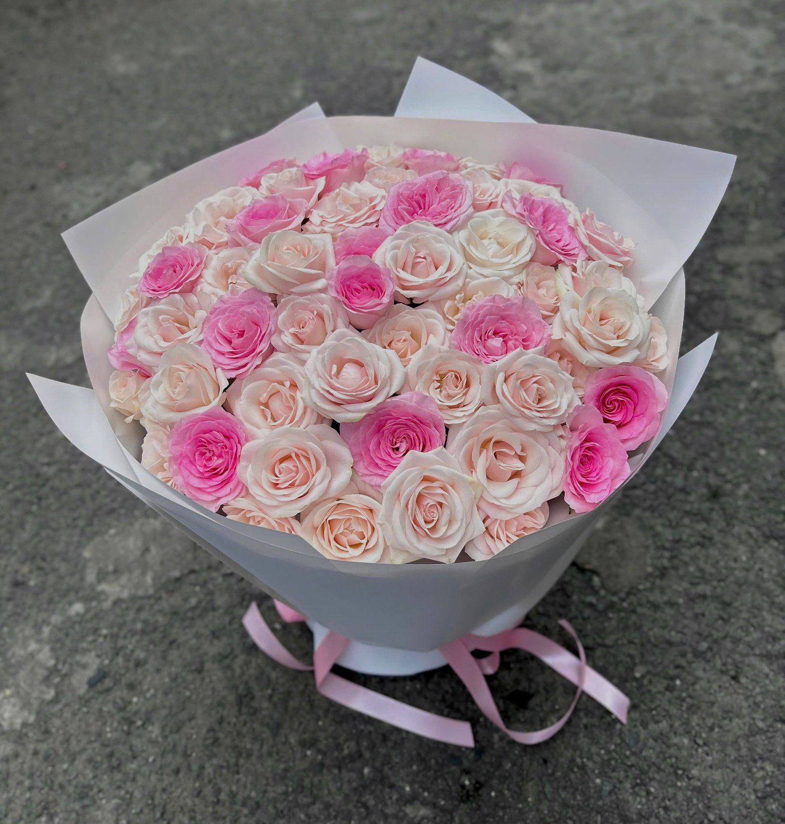 z7988580275240_056e8d51dabec86fcf6a6d4c385008f2 Kem dâu mix lạc thần size to nhiều hoa - Anh 2 - Tiem Hoa Luvina
