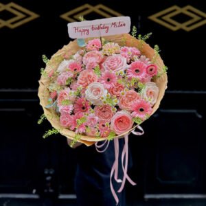 Bó Hồng Mix Nhiều Hoa Sang Trọng - Tiem Hoa Luvina