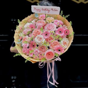 Bó Hồng Mix Nhiều Hoa Sang Trọng - Anh 1 - Tiem Hoa Luvina